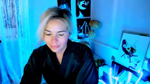 Snapshot of loraboyar chatting on 08.05.26 Lora online show from 08.05.26