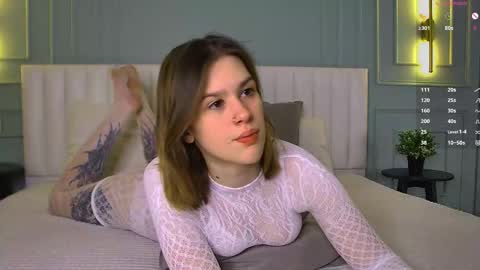 Snapshot of lorapuffs chatting on 02.07.26 Lora online show from 02.07.26