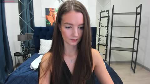 Snapshot of lorasunny chatting on 11.09.25 Ur sensual Lora online show from 11.09.25