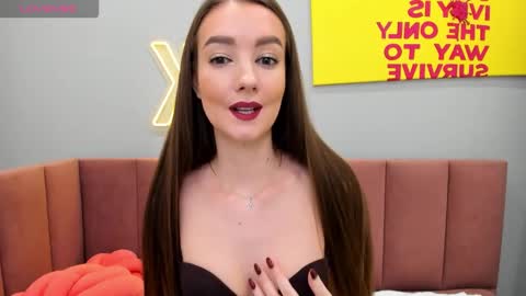 Snapshot of lorasunny chatting on 01.14.26 Ur sensual Lora online show from 01.14.26