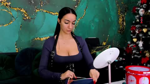 Miss online show from 12.10.24