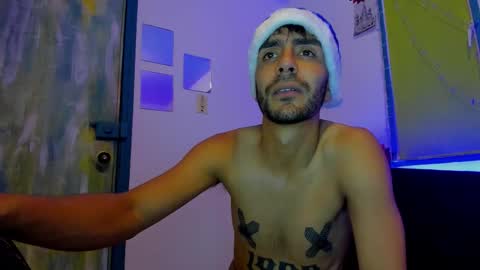 Snapshot of lord_apoloo chatting on 12.19.25 Apolo online show from 12.19.25