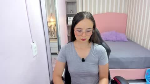 lorelaigiven online show from 06.20.26