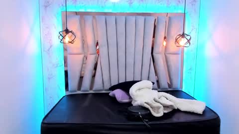 Snapshot of lorem_adams chatting on 02.25.25 lorem_adams online show from 02.25.25