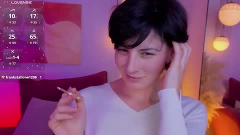 Loren online show from 10.31.25