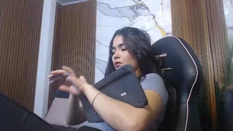 Loren online show from 06.14.26