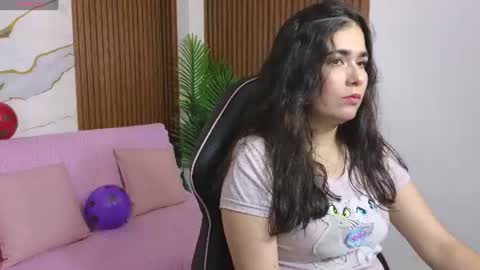 Loren online show from 06.25.26