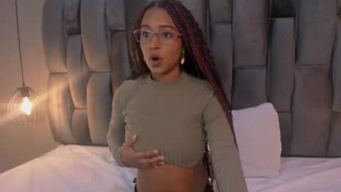 Snapshot of lorena_vieira_ chatting on 03.07.25 Lorena Vieira online show from 03.07.25