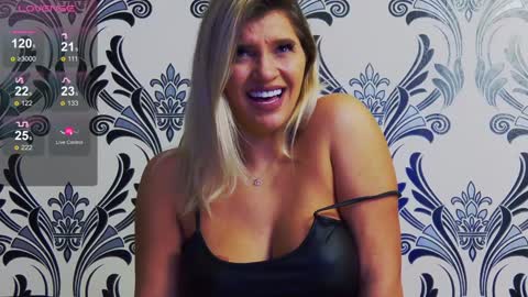 Snapshot of lorenaryan chatting on 01.30.25 lorenaryan online show from 01.30.25