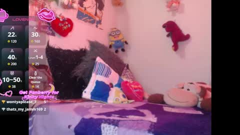 Snapshot of lorenitha_20 chatting on 11.02.25 lorenitha online show from 11.02.25