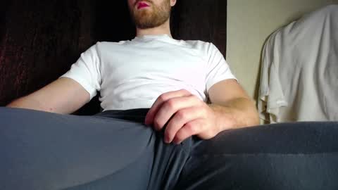 Snapshot of lorenzolux chatting on 01.31.25 Lorenz online show from 01.31.25