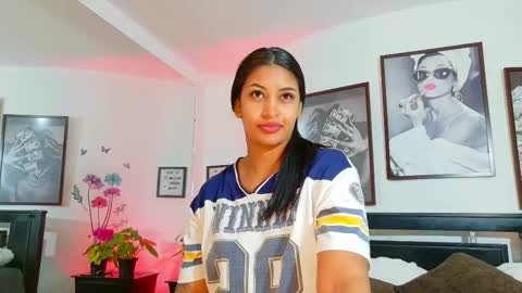 loretahorny online show from 03.24.26