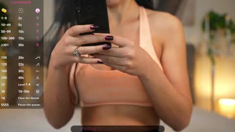 LoretteLorena online show from 12.27.24