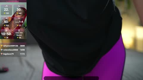 LoretteLorena online show from 02.20.25