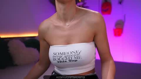 LoretteLorena online show from 10.27.25