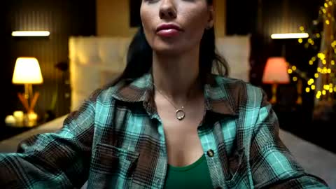 LoretteLorena online show from 07.06.26