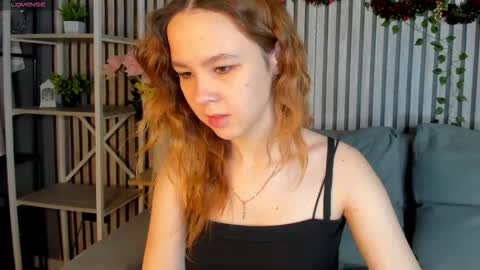 Snapshot of lori_blossom chatting on 01.15.26 LORI online show from 01.15.26