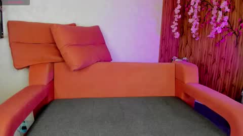 Snapshot of lori_blossom chatting on 02.25.26 LORI online show from 02.25.26