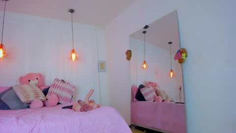 Lori Evans online show from 11.10.25