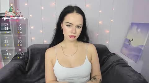 Snapshot of lori_hells chatting on 12.18.25 Lori online show from 12.18.25