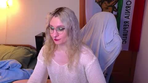 Lori -----------------------------------    online show from 02.04.26