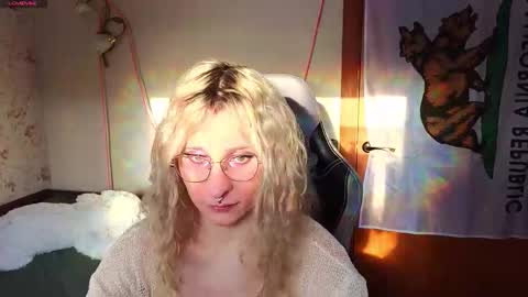 Lori -----------------------------------    online show from 02.24.26