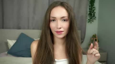 Snapshot of loriamarzinske chatting on 09.23.25 Naomi online show from 09.23.25