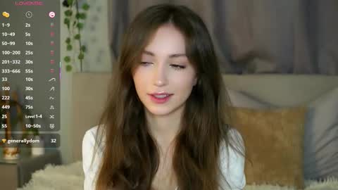 Snapshot of loriamarzinske chatting on 10.09.25 Naomi online show from 10.09.25