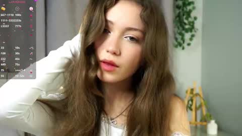 Snapshot of loriamarzinske chatting on 10.16.25 Naomi online show from 10.16.25