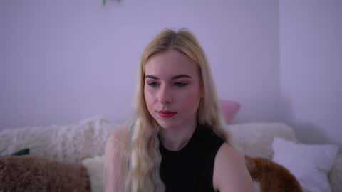 Snapshot of lorrie_love_story chatting on 04.05.26 Lorrie online show from 04.05.26