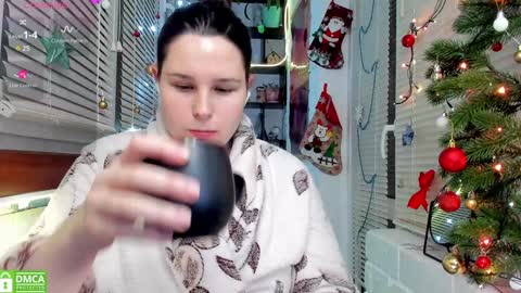 Alisa   My darlings online show from 12.23.24