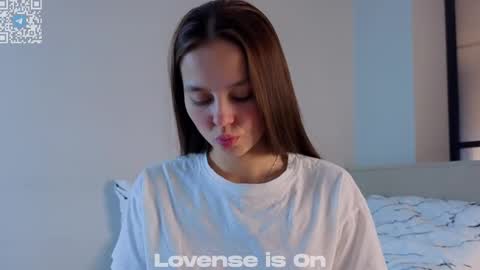 Snapshot of lost_mymind chatting on 11.14.25 Jess online show from 11.14.25