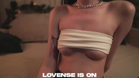 Snapshot of lost_mymind chatting on 01.15.26 Jess online show from 01.15.26