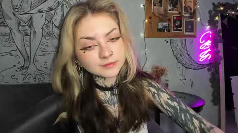 Snapshot of lostallice chatting on 03.11.25 lostallice online show from 03.11.25