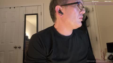 Snapshot of lostandlonelysoul chatting on 11.03.25 Hazemir online show from 11.03.25