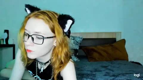 Snapshot of lostineden chatting on 06.18.26 Eden online show from 06.18.26