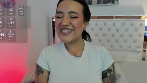 Snapshot of lottie_fox chatting on 01.08.26 lottie_fox online show from 01.08.26