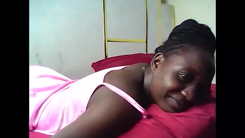 Snapshot of lotty_lavilla chatting on 05.24.26 lotty_lavilla online show from 05.24.26