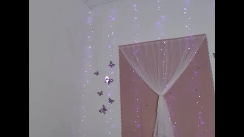 Snapshot of lou_anna02 chatting on 03.12.26 lou_anna02 online show from 03.12.26