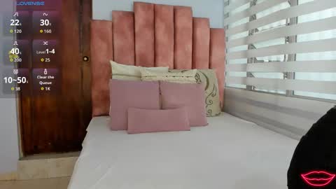 Snapshot of lou_rosse chatting on 10.16.25 Lou Rosse online show from 10.16.25