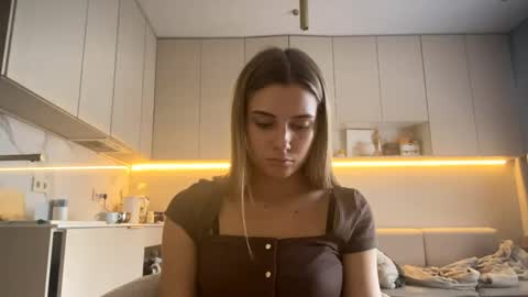 Bella online show from 06.05.26