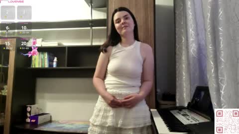 Esma online show from 06.08.26