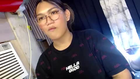 Sweet   online show from 12.19.24