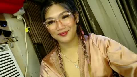 Sweet   online show from 01.16.25