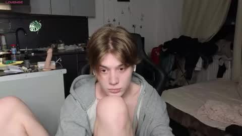 Snapshot of louie_evans chatting on 02.26.26 louie_evans online show from 02.26.26