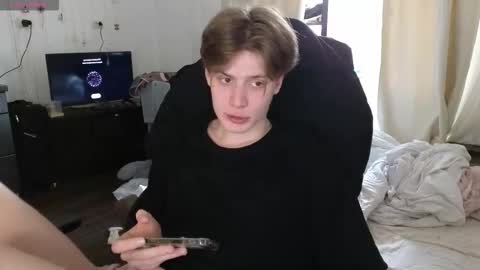 Snapshot of louie_evans chatting on 03.10.26 louie_evans online show from 03.10.26