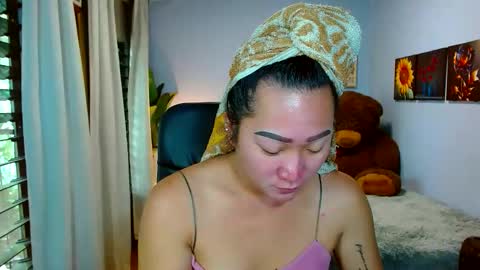 Snapshot of louie_sexy chatting on 02.10.26 Cathy online show from 02.10.26