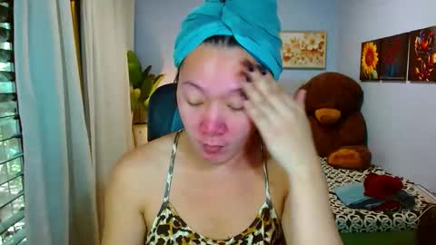 Snapshot of louie_sexy chatting on 02.16.26 Cathy online show from 02.16.26