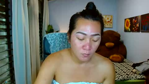 Snapshot of louie_sexy chatting on 06.20.26 Cathy online show from 06.20.26
