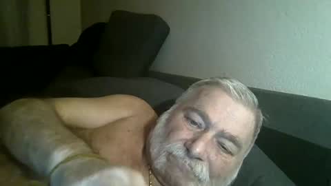 Snapshot of louis_chokdee chatting on 12.08.24 louis_chokdee online show from 12.08.24